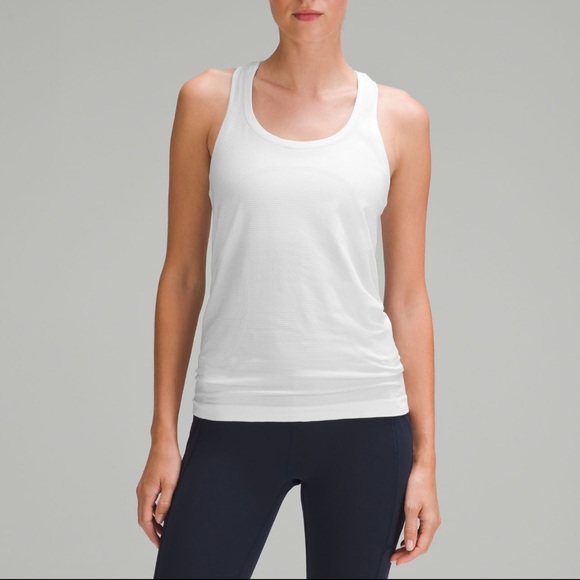 Lululemon run swirly tank - Picture 1 of 4